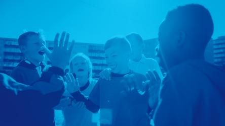 Visuel d'enfants en train de jouer ensemble