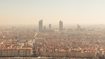 Image représentant la pollution de l'air d'une grande ville française