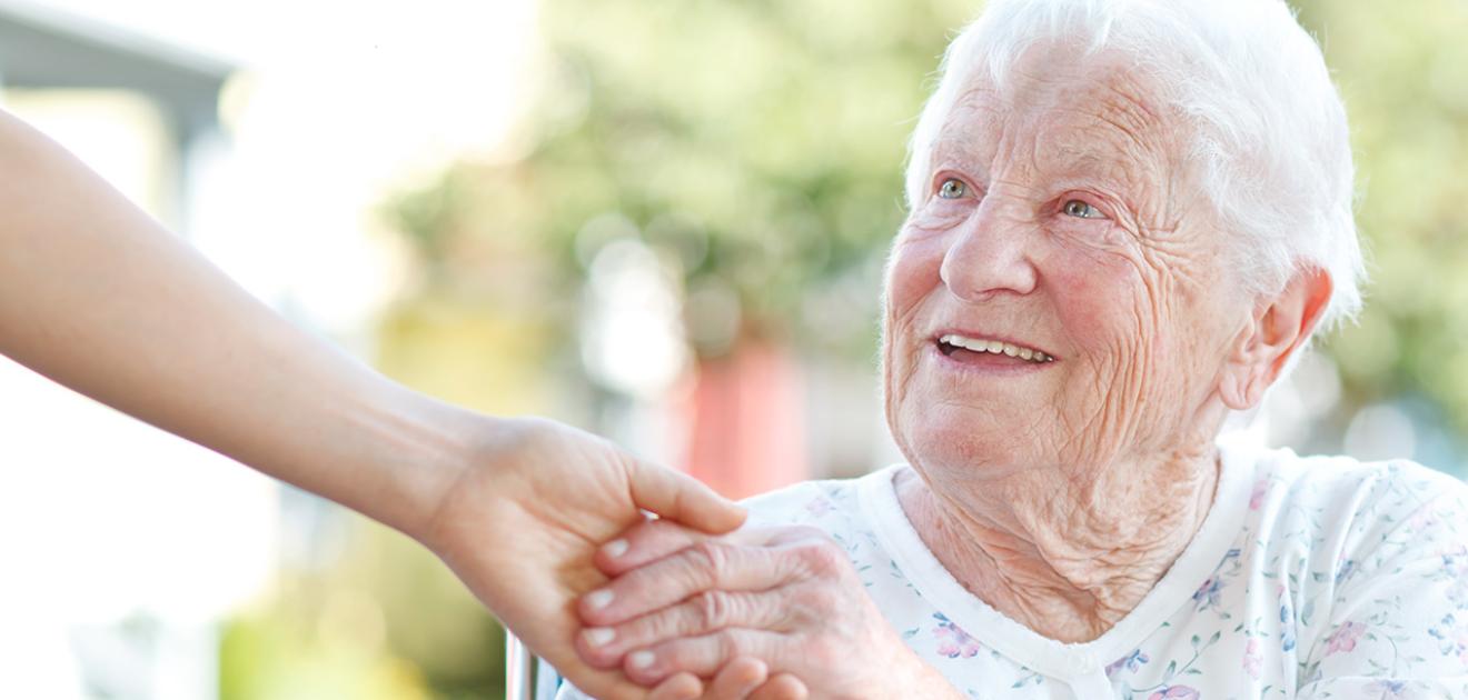 Image illustrant une personne âgée