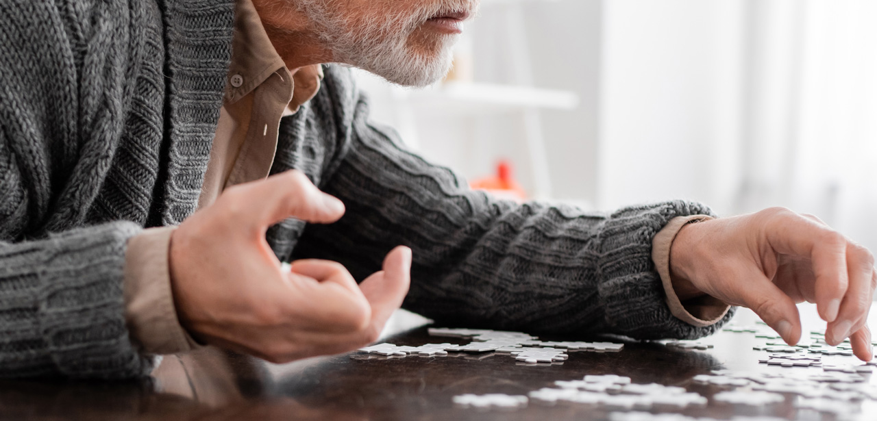 Visuel représentant un homme âgé souffrant de la maladie de Parkinson